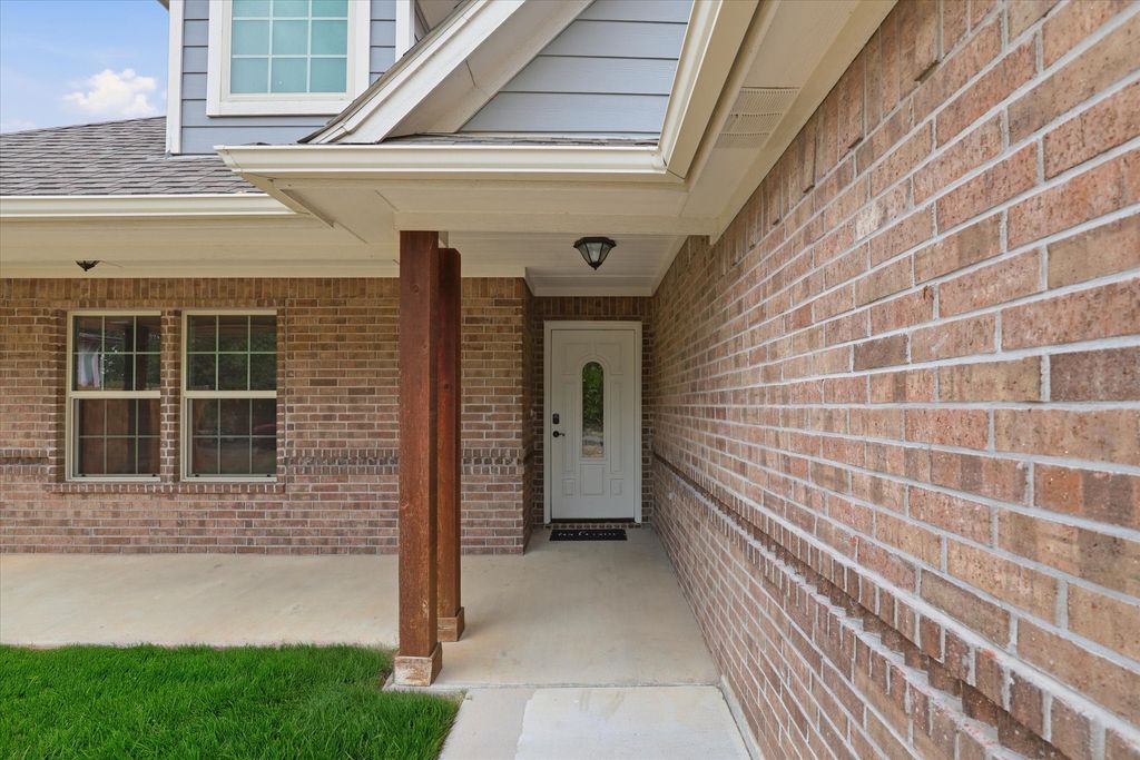 603 Oaklawn Drive, River Oaks, TX 76114 — photo 3