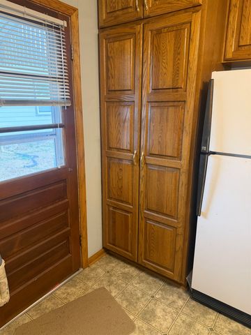 1409 W Cave Springs Ave, El Dorado, KS 67042