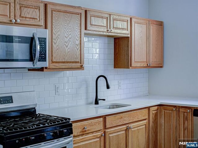 193 Clerk Street, Jersey City, NJ 07305