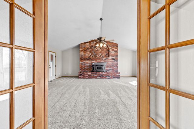 24668 St Highway U, Mansfield, MO 65704