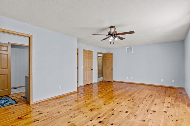 24668 St Highway U, Mansfield, MO 65704
