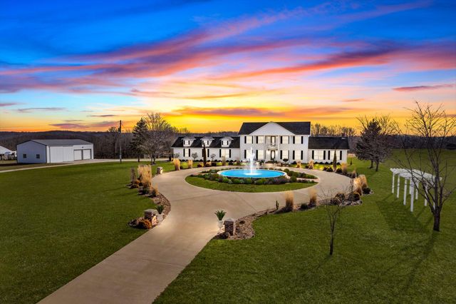 24668 St Highway U, Mansfield, MO 65704