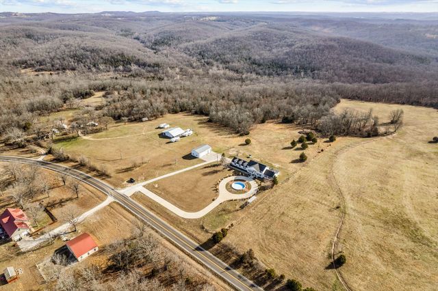 24668 St Highway U, Mansfield, MO 65704