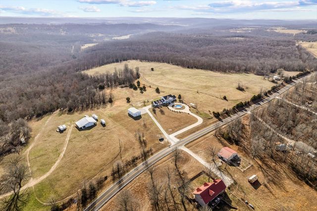 24668 St Highway U, Mansfield, MO 65704