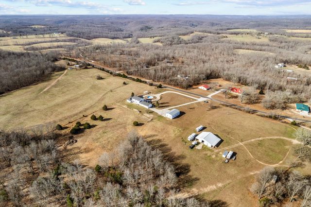 24668 St Highway U, Mansfield, MO 65704
