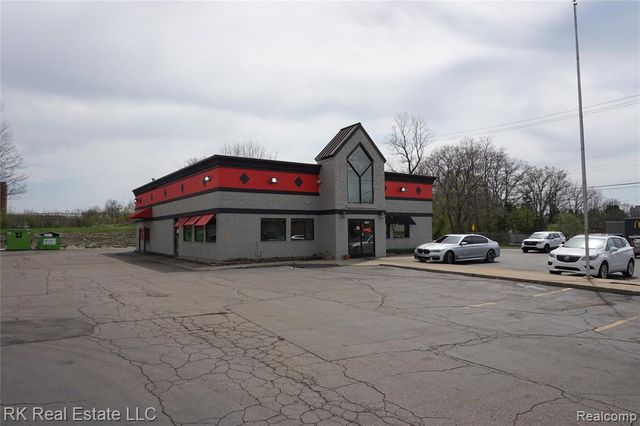1252 N Ballenger Highway, Flint, MI 48504