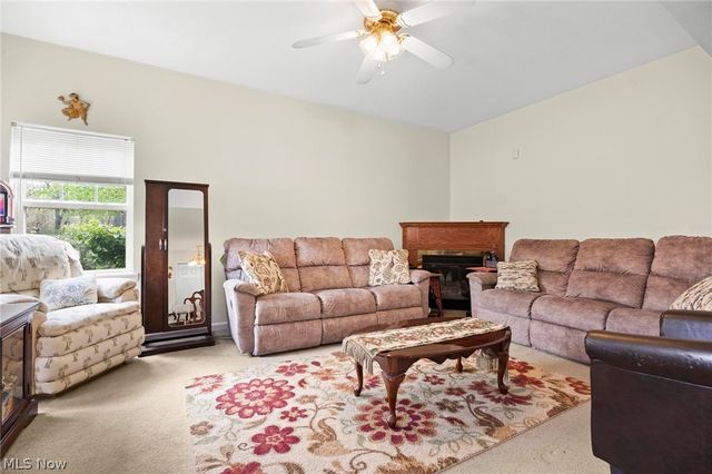 4982 Penny Lane, North Olmsted, OH 44070