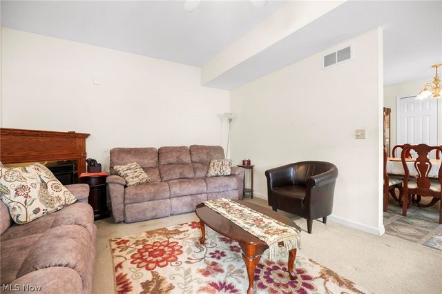 4982 Penny Lane, North Olmsted, OH 44070