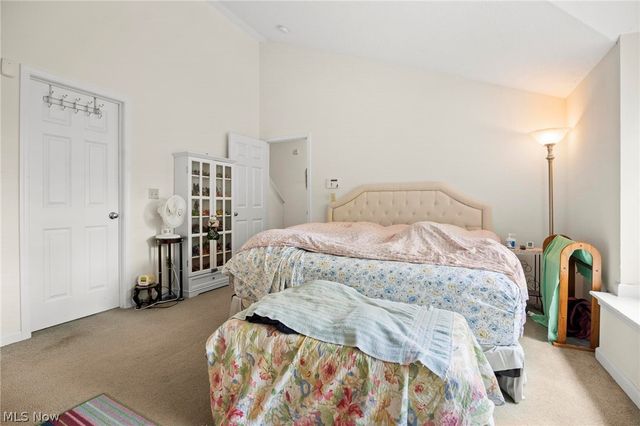 4982 Penny Lane, North Olmsted, OH 44070