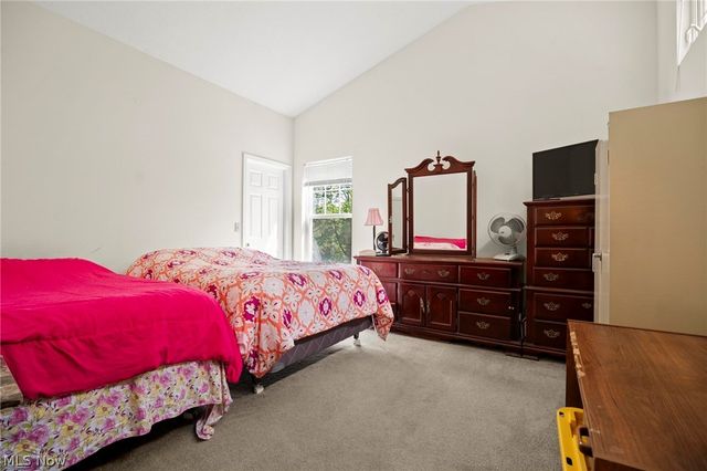 4982 Penny Lane, North Olmsted, OH 44070