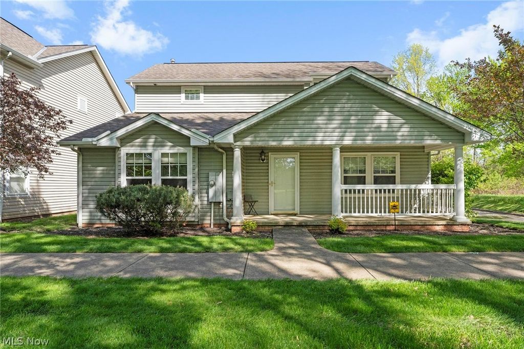 4982 Penny Lane, North Olmsted, OH 44070