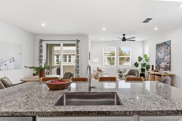 3050 Copper Rose Walk, Sacramento, CA 95833