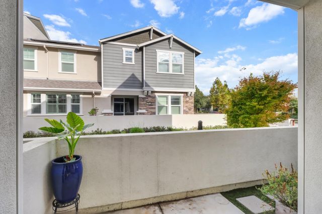 3050 Copper Rose Walk, Sacramento, CA 95833