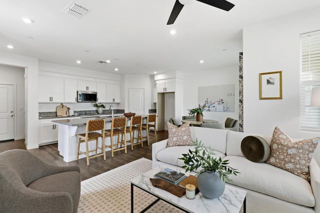 3050 Copper Rose Walk, Sacramento, CA 95833