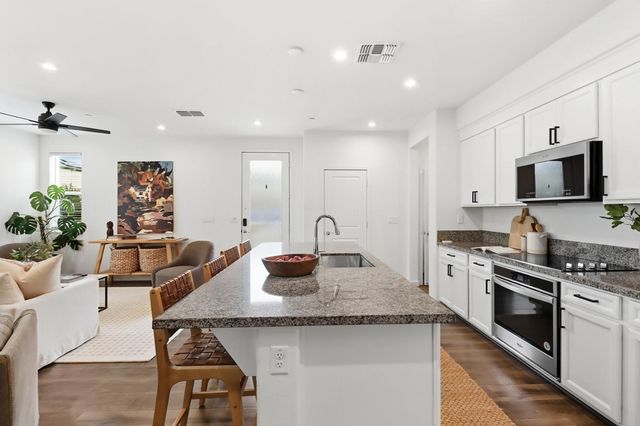 3050 Copper Rose Walk, Sacramento, CA 95833