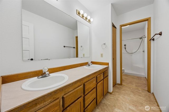 35012 13th Place SW, Federal Way, WA 98023