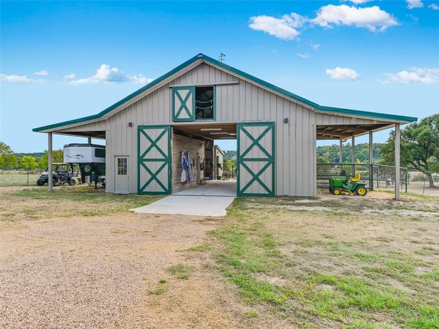 551 Gatlin Creek RD, Dripping Springs, TX 78620