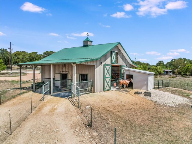 551 Gatlin Creek RD, Dripping Springs, TX 78620