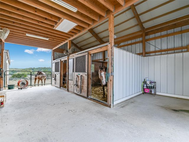 551 Gatlin Creek RD, Dripping Springs, TX 78620