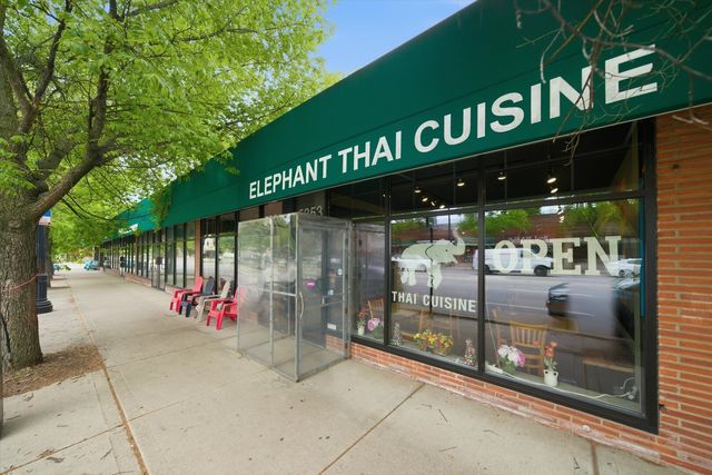 5337 W Devon Avenue, Chicago, IL 60646