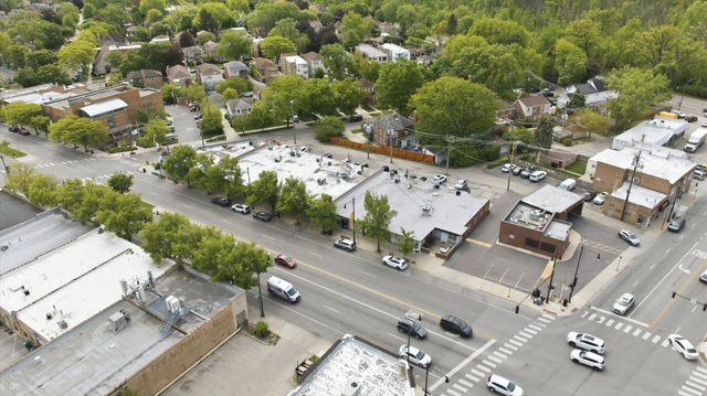 5337 W Devon Avenue, Chicago, IL 60646