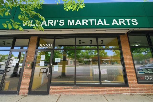 5337 W Devon Avenue, Chicago, IL 60646