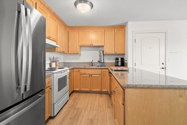 755 14th Avenue 814, Santa Cruz, CA 95062