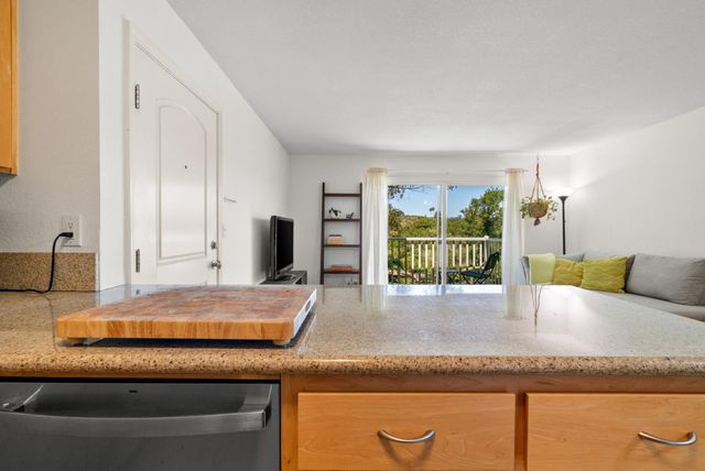 755 14th Avenue 814, Santa Cruz, CA 95062
