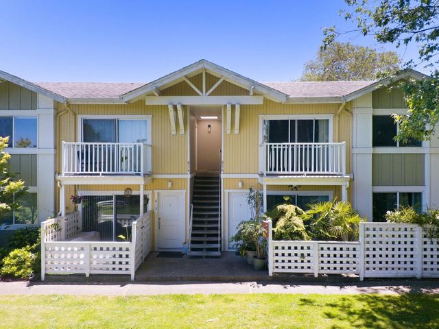 755 14th Avenue 814, Santa Cruz, CA 95062
