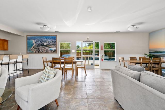 755 14th Avenue 814, Santa Cruz, CA 95062