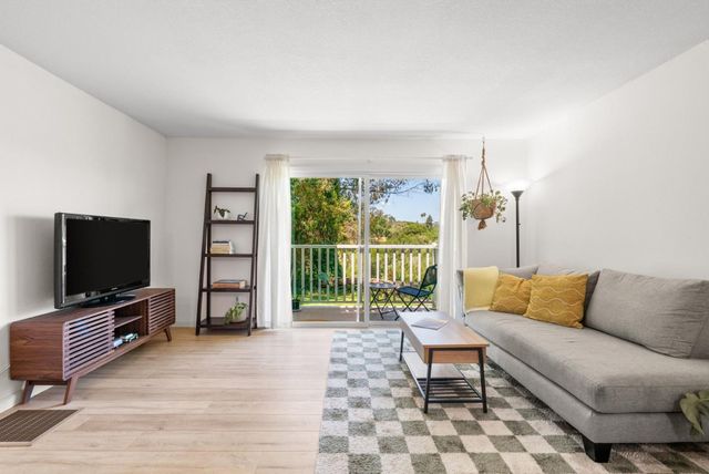 755 14th Avenue 814, Santa Cruz, CA 95062