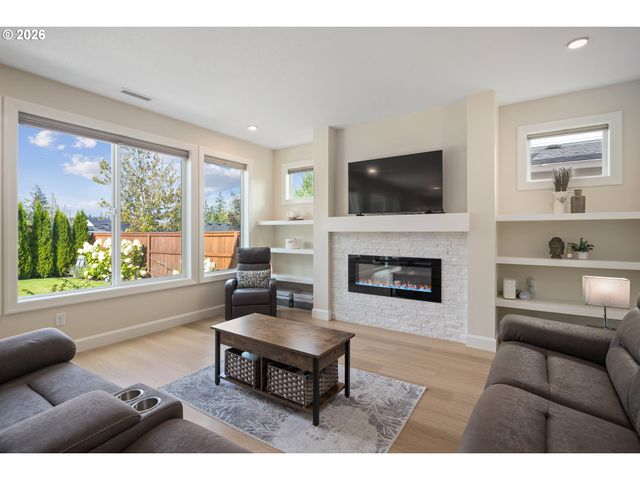 3910 S HAY FIELD Cir, Ridgefield, WA 98642