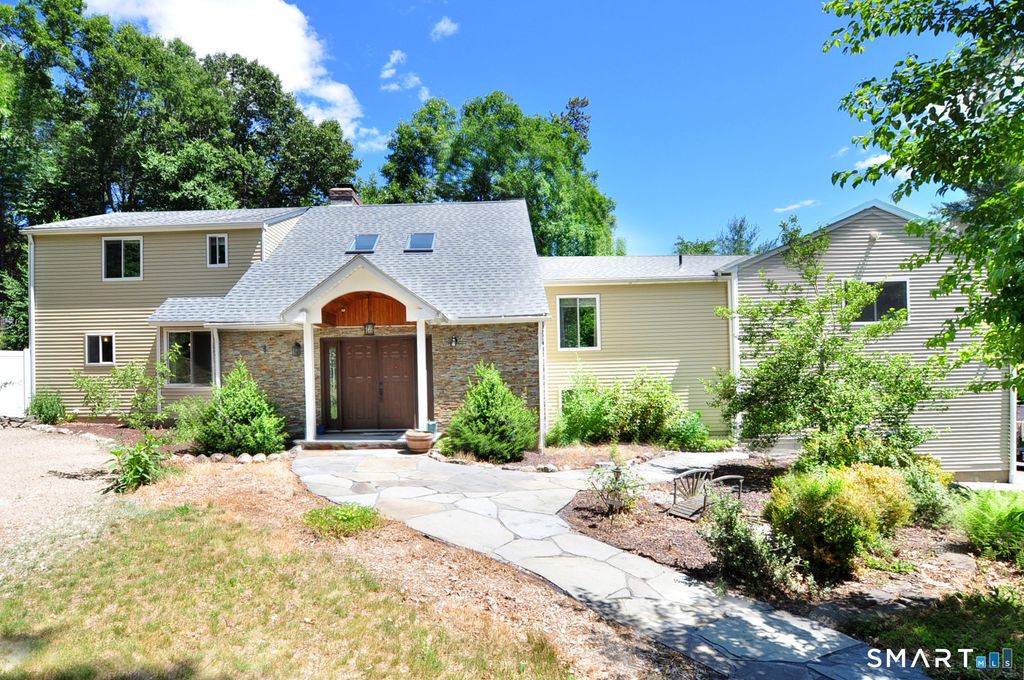 4 Tennyson Drive, Granby, CT 06035