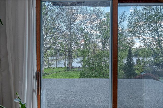 115 River Avenue, Glenfield, PA 15143