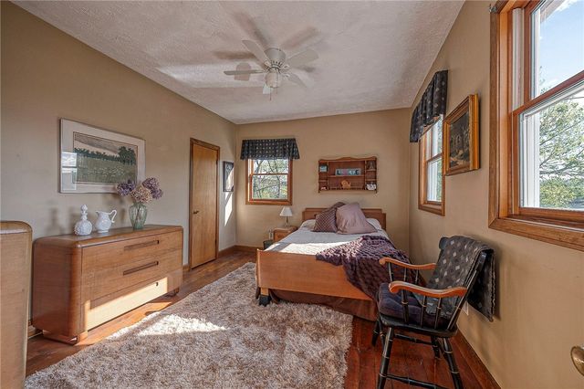 115 River Avenue, Glenfield, PA 15143