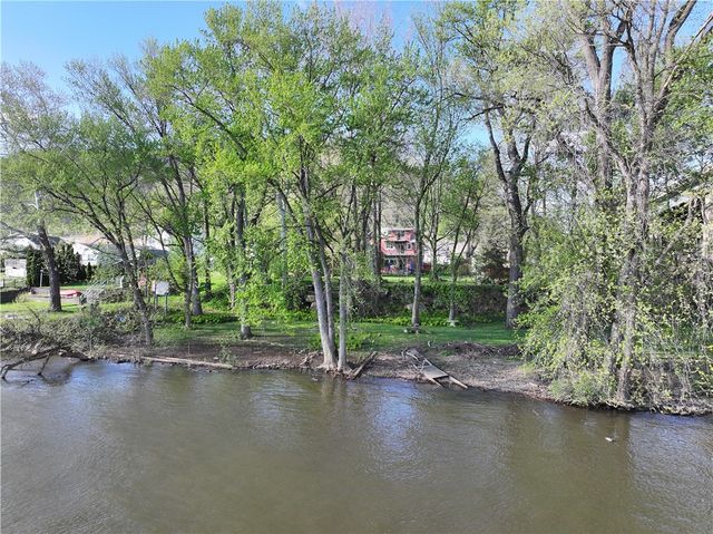 115 River Avenue, Glenfield, PA 15143