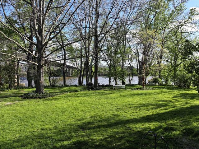 115 River Avenue, Glenfield, PA 15143