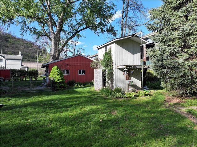 115 River Avenue, Glenfield, PA 15143