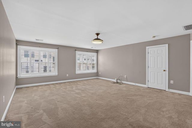 6002 POPES CREEK PL, Haymarket, VA 20169