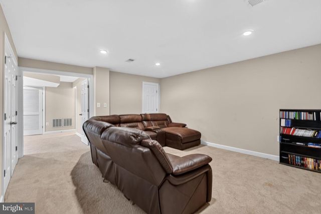 6002 POPES CREEK PL, Haymarket, VA 20169