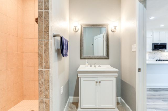 306 W Quinlan Street, Lubbock, TX 79403