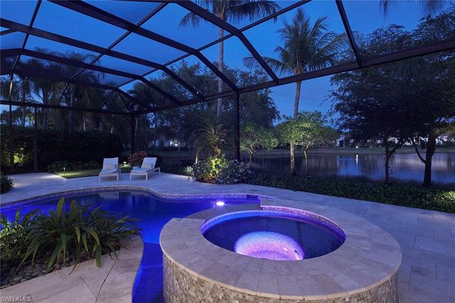 2220 Miramonte CT, Naples, FL 34105