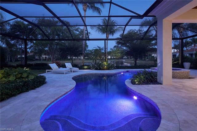 2220 Miramonte CT, Naples, FL 34105