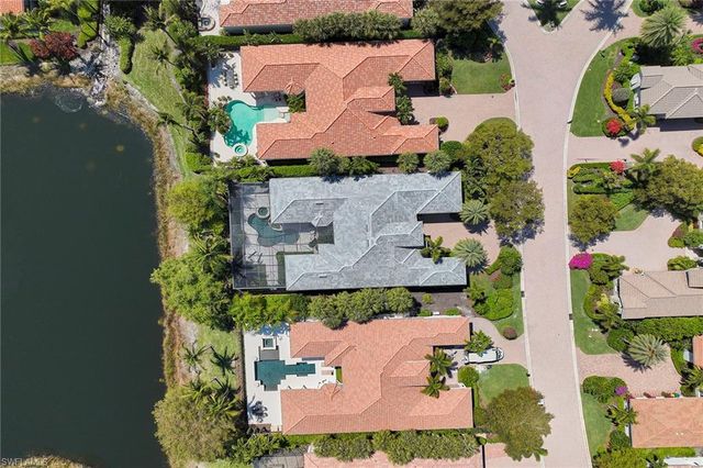 2220 Miramonte CT, Naples, FL 34105