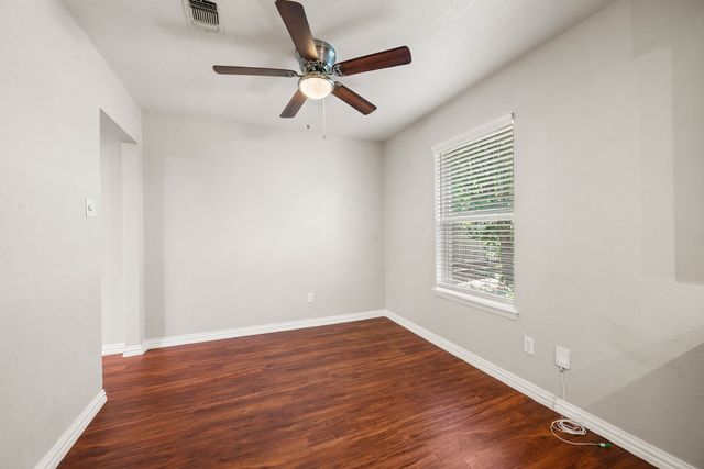 652 Oak Drive, Hurst, TX 76053