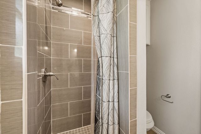652 Oak Drive, Hurst, TX 76053