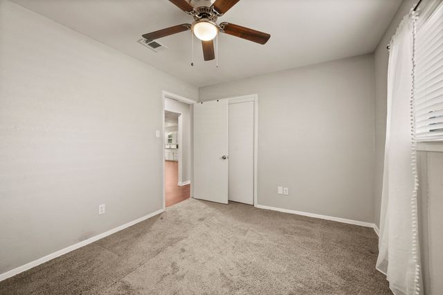 652 Oak Drive, Hurst, TX 76053