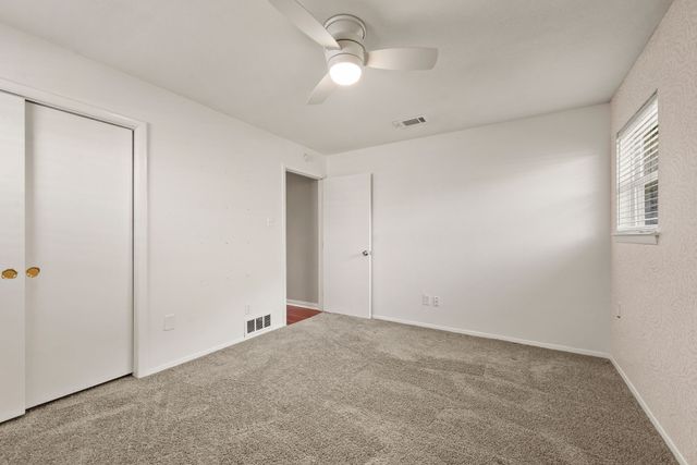 652 Oak Drive, Hurst, TX 76053