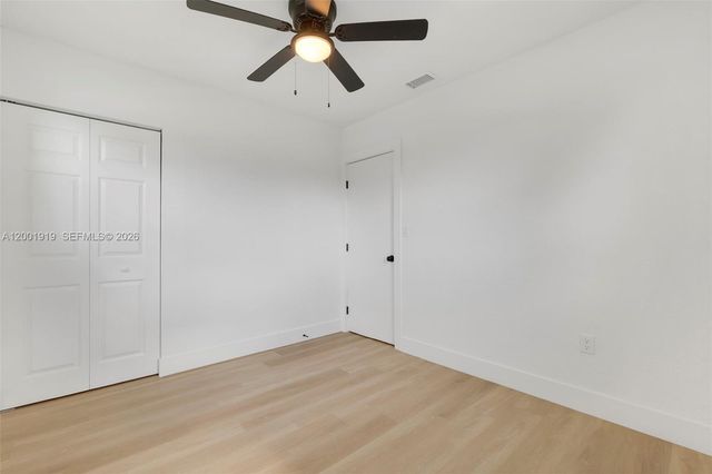 7970 NW 176th St, Hialeah, FL 33015