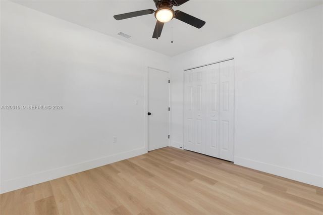 7970 NW 176th St, Hialeah, FL 33015